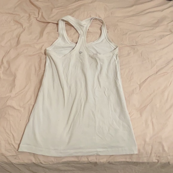 White tank top lulu lemon - Picture 3 of 3